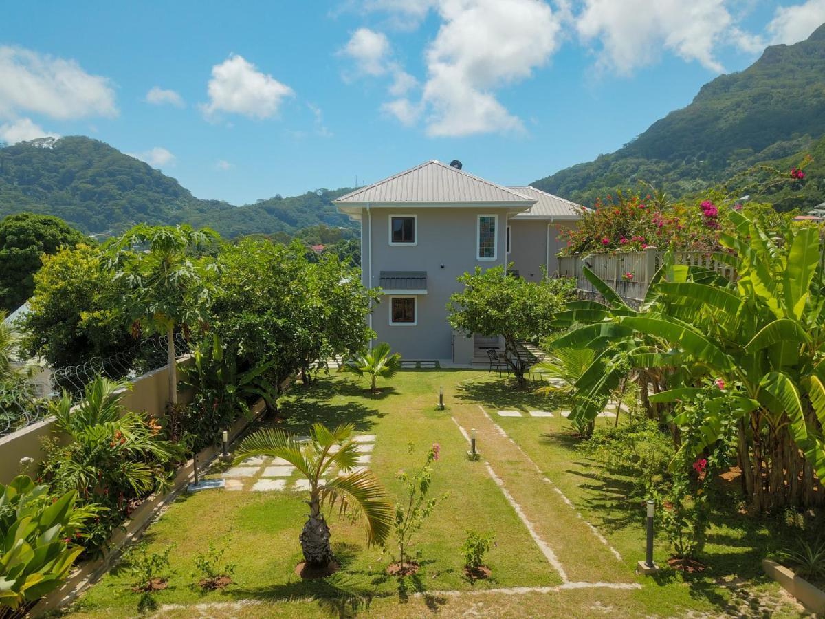 Whispering Palms Apartment Bel Ombre Luaran gambar