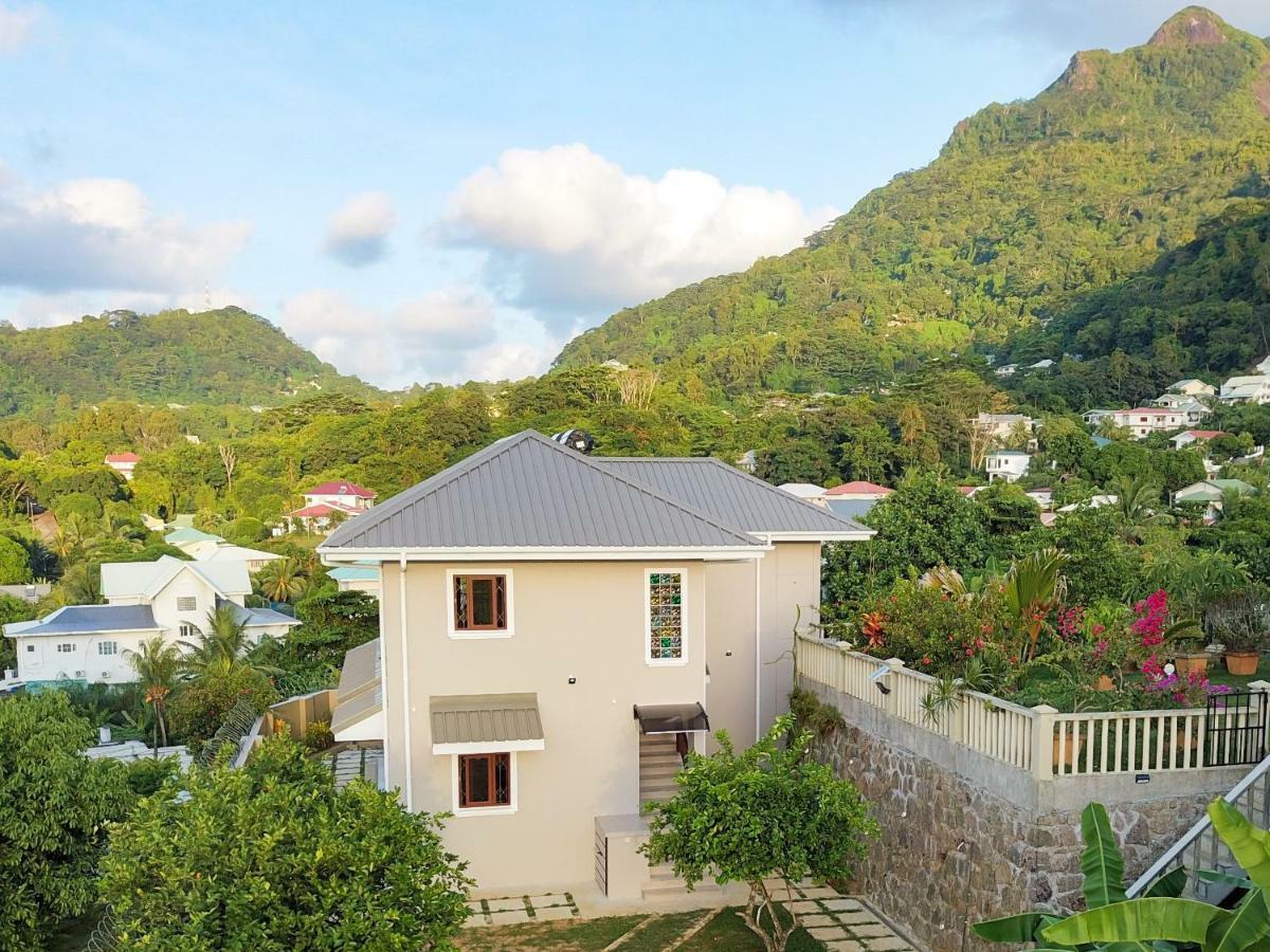 Whispering Palms Apartment Bel Ombre Luaran gambar