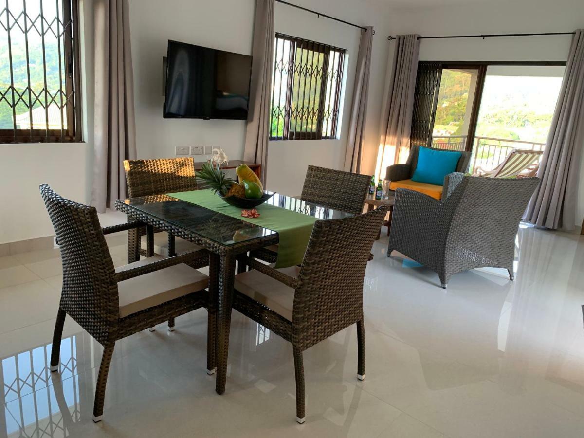 Whispering Palms Apartment Bel Ombre Luaran gambar