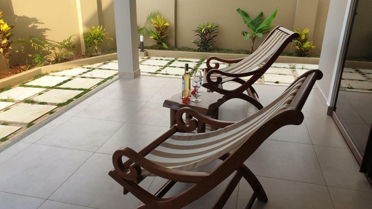Whispering Palms Apartment Bel Ombre Luaran gambar